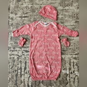 NWOT Gerber Organic Loved 100% Hat Builtin Mitton Sleepgown Set in Pink